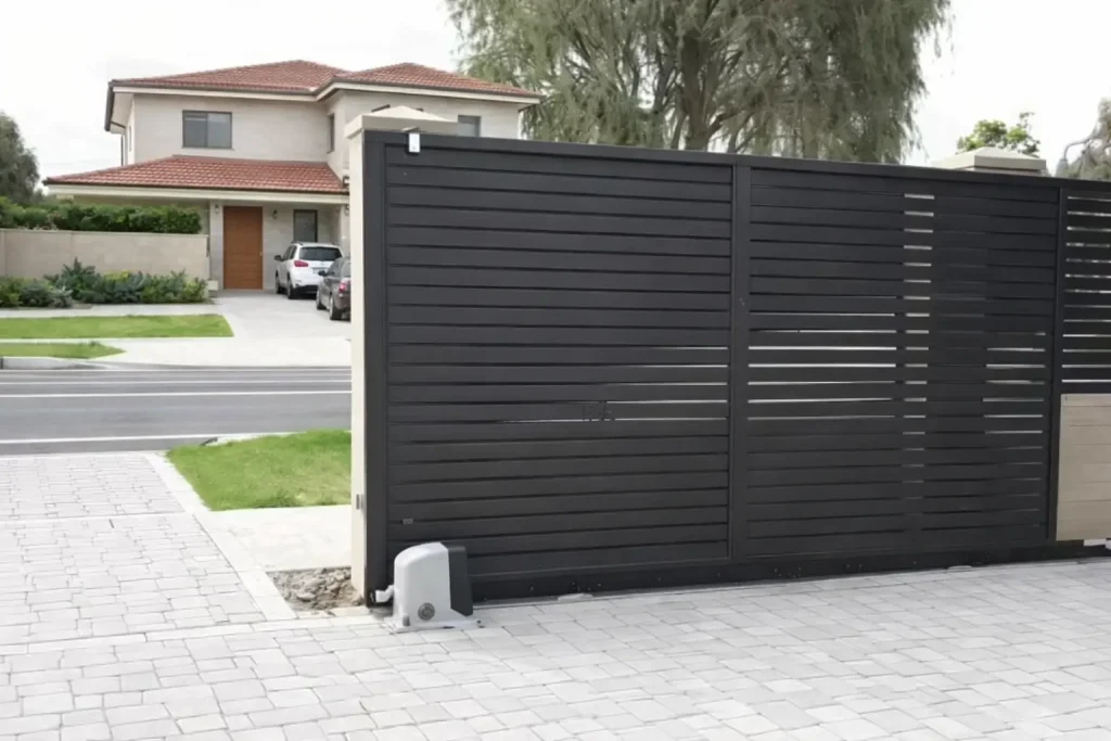 שער חשמלי מאלומיניום